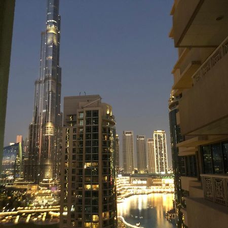 Downtown Boulevard One Bedroom Apt In 29 Blvd غرفة وصالة Burj & Fountain View Master Bedroom Plus 2 Single Beds In Living Room Dubái Exterior foto