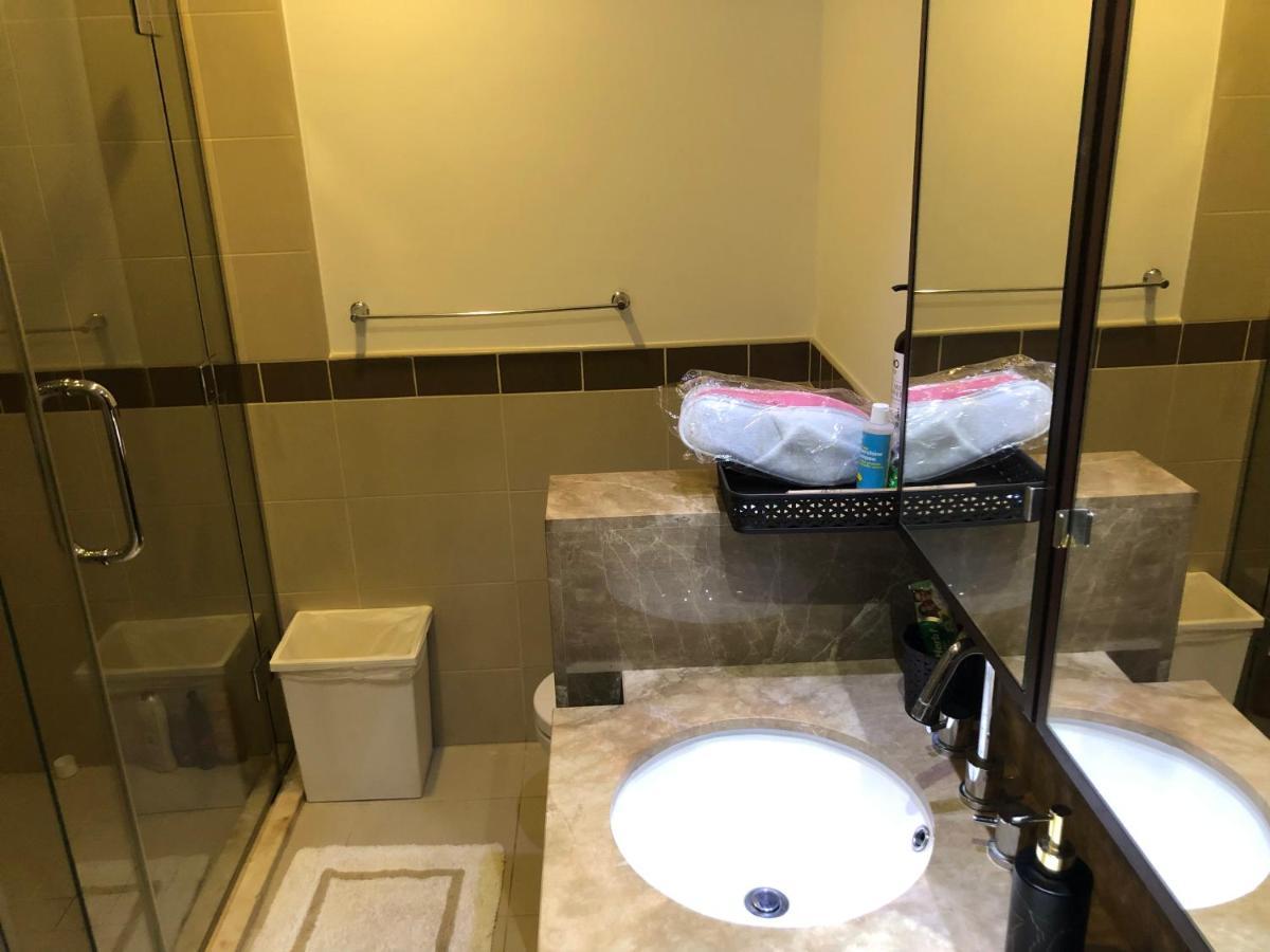 Downtown Boulevard One Bedroom Apt In 29 Blvd غرفة وصالة Burj & Fountain View Master Bedroom Plus 2 Single Beds In Living Room Dubái Exterior foto