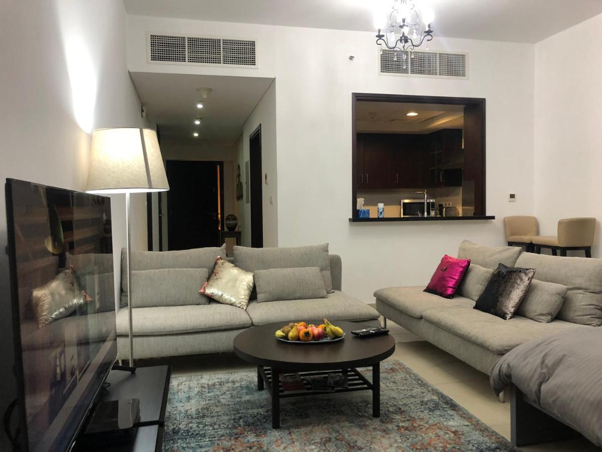 Downtown Boulevard One Bedroom Apt In 29 Blvd غرفة وصالة Burj & Fountain View Master Bedroom Plus 2 Single Beds In Living Room Dubái Exterior foto